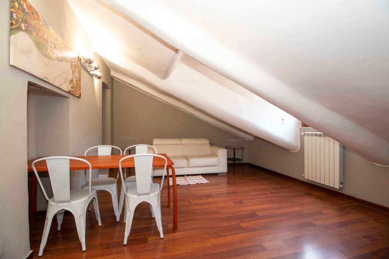 San Salvario Apt With Balcony トリノ エクステリア 写真